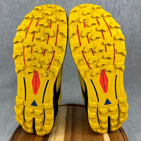 Brooks Vibrant Yellow and Black Running Shoes - Picture 7 of 10